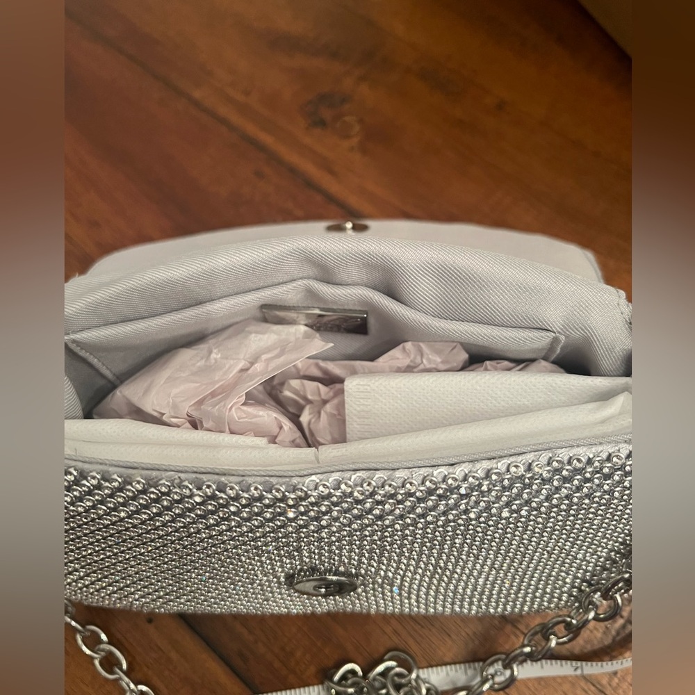 Badgley Mischka | Crystal Mesh Evening Bag - Picture 5 of 6